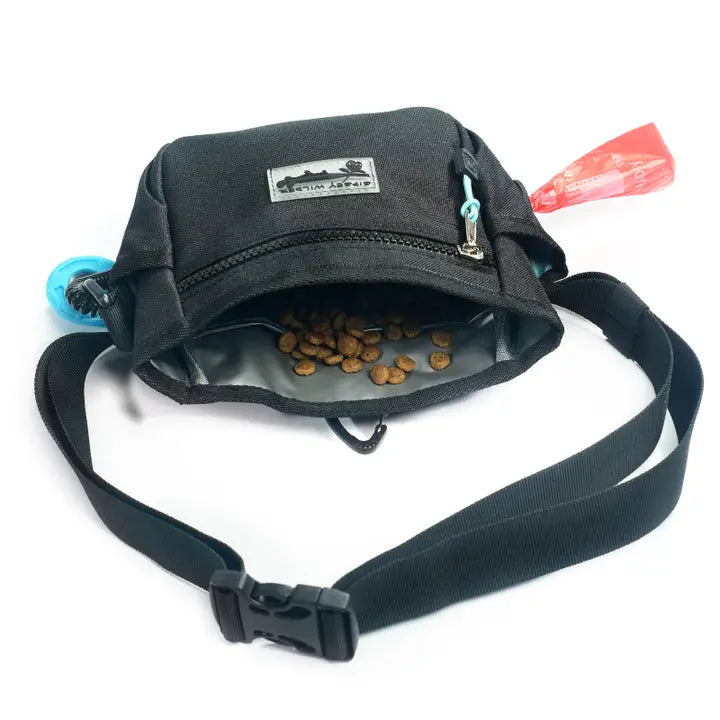 Midnight Tail-Along Dog Treat Pouch by Sipsey Wilder